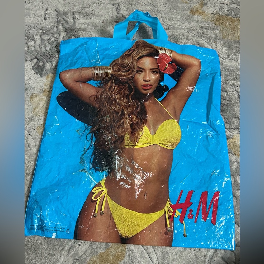 Beyonce Collectables Bag & Stocking